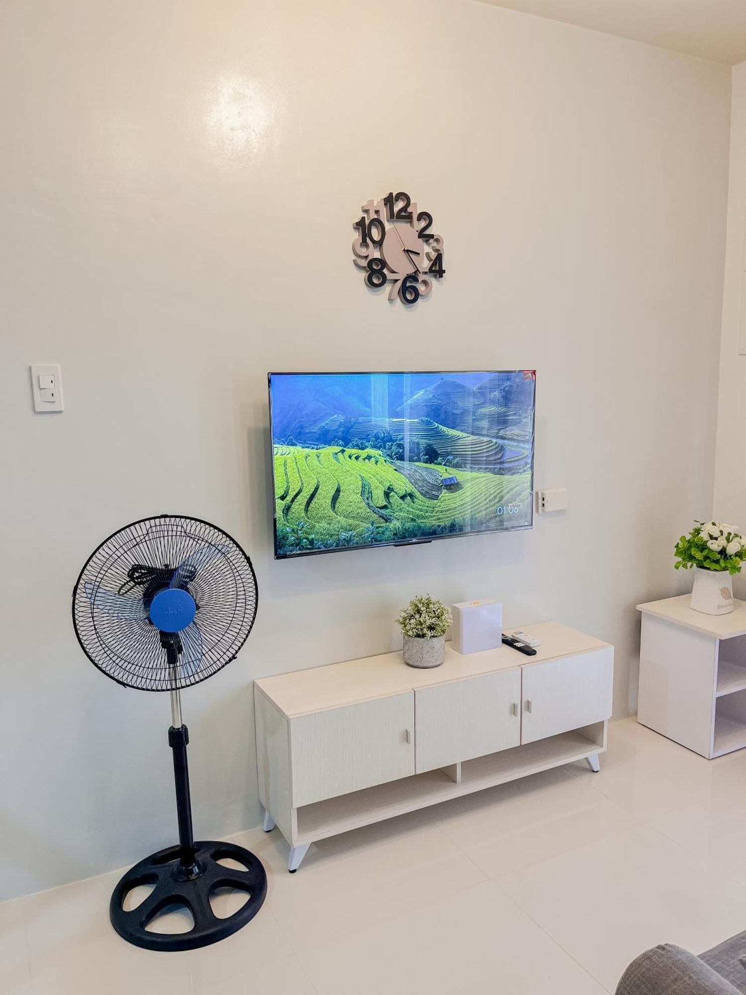 2 Bedroom And Studio Apartments With Private Pool And Gym In Vista Manors Verdant Puerto Princesa Kültér fotó