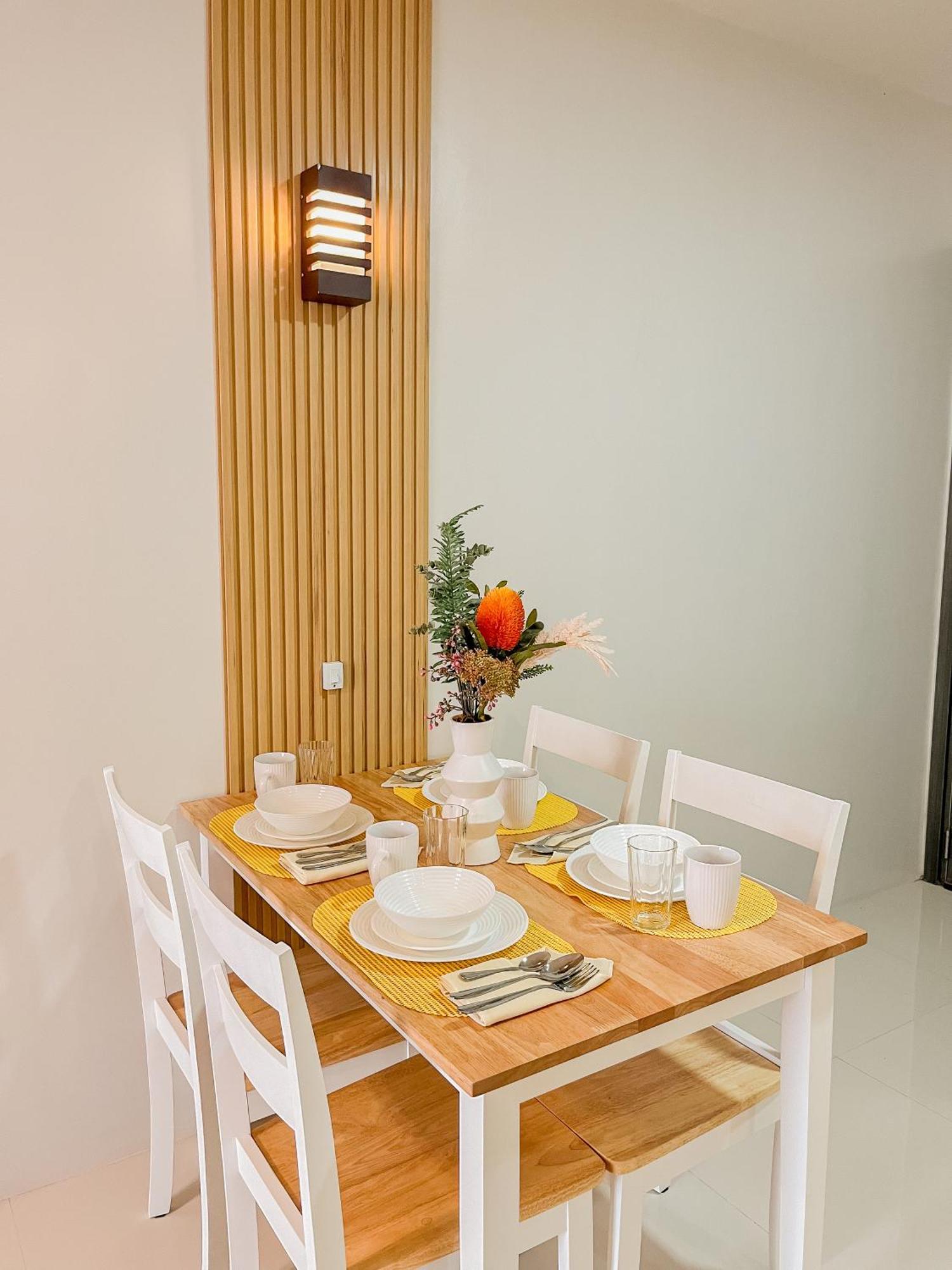 2 Bedroom And Studio Apartments With Private Pool And Gym In Vista Manors Verdant Puerto Princesa Kültér fotó