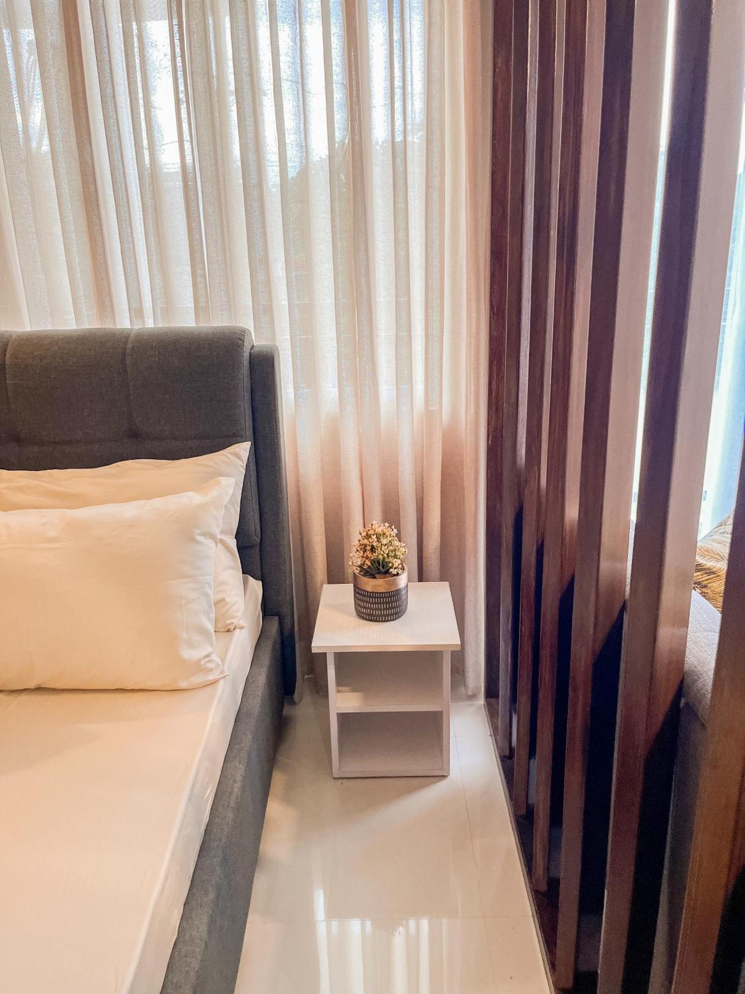 2 Bedroom And Studio Apartments With Private Pool And Gym In Vista Manors Verdant Puerto Princesa Kültér fotó