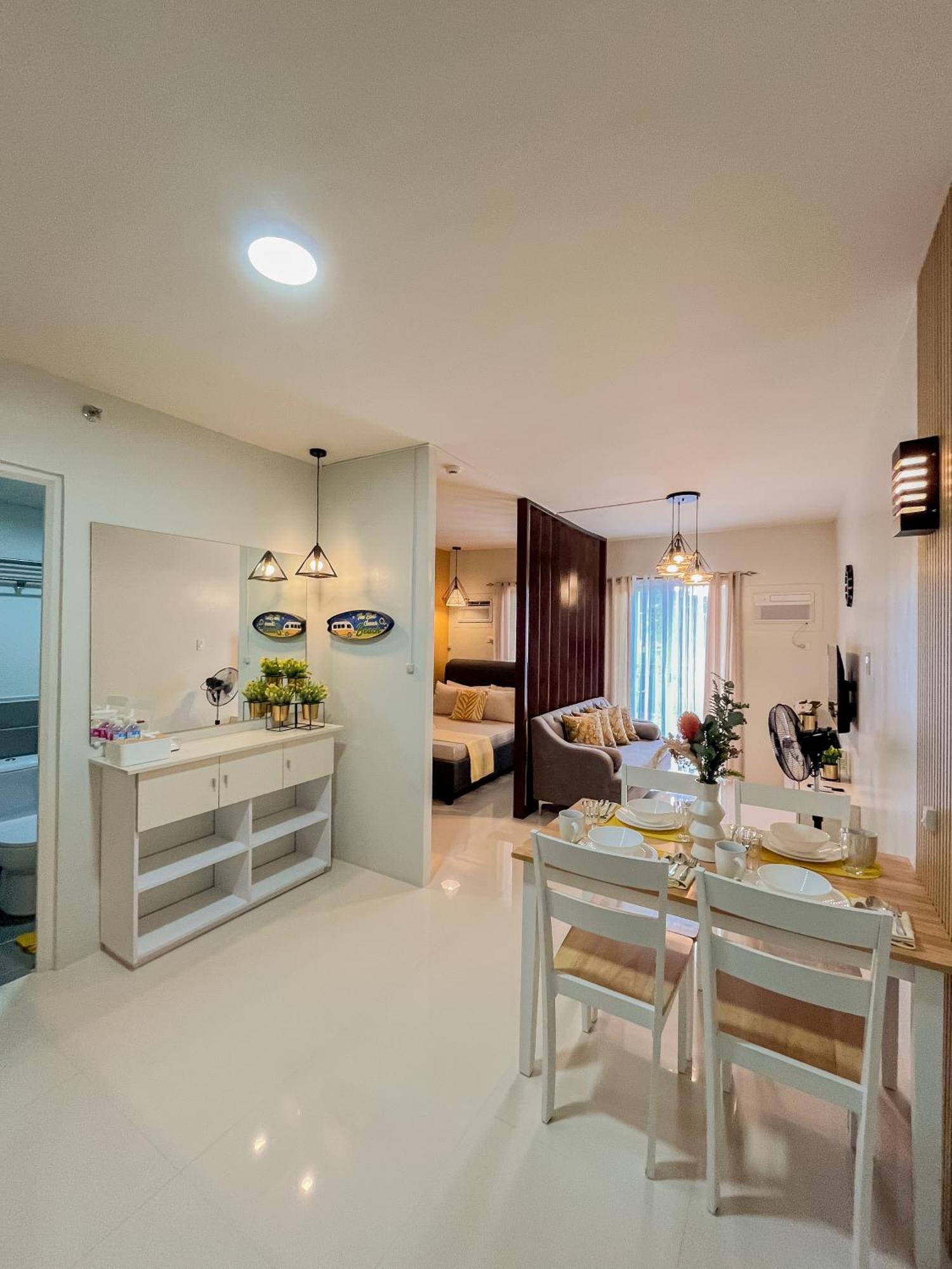 2 Bedroom And Studio Apartments With Private Pool And Gym In Vista Manors Verdant Puerto Princesa Kültér fotó