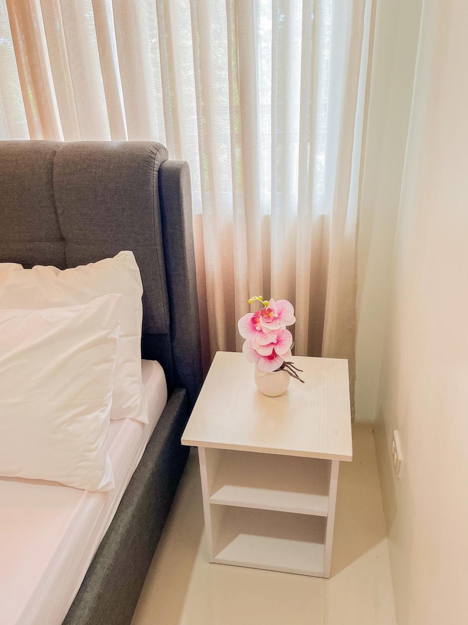 2 Bedroom And Studio Apartments With Private Pool And Gym In Vista Manors Verdant Puerto Princesa Kültér fotó