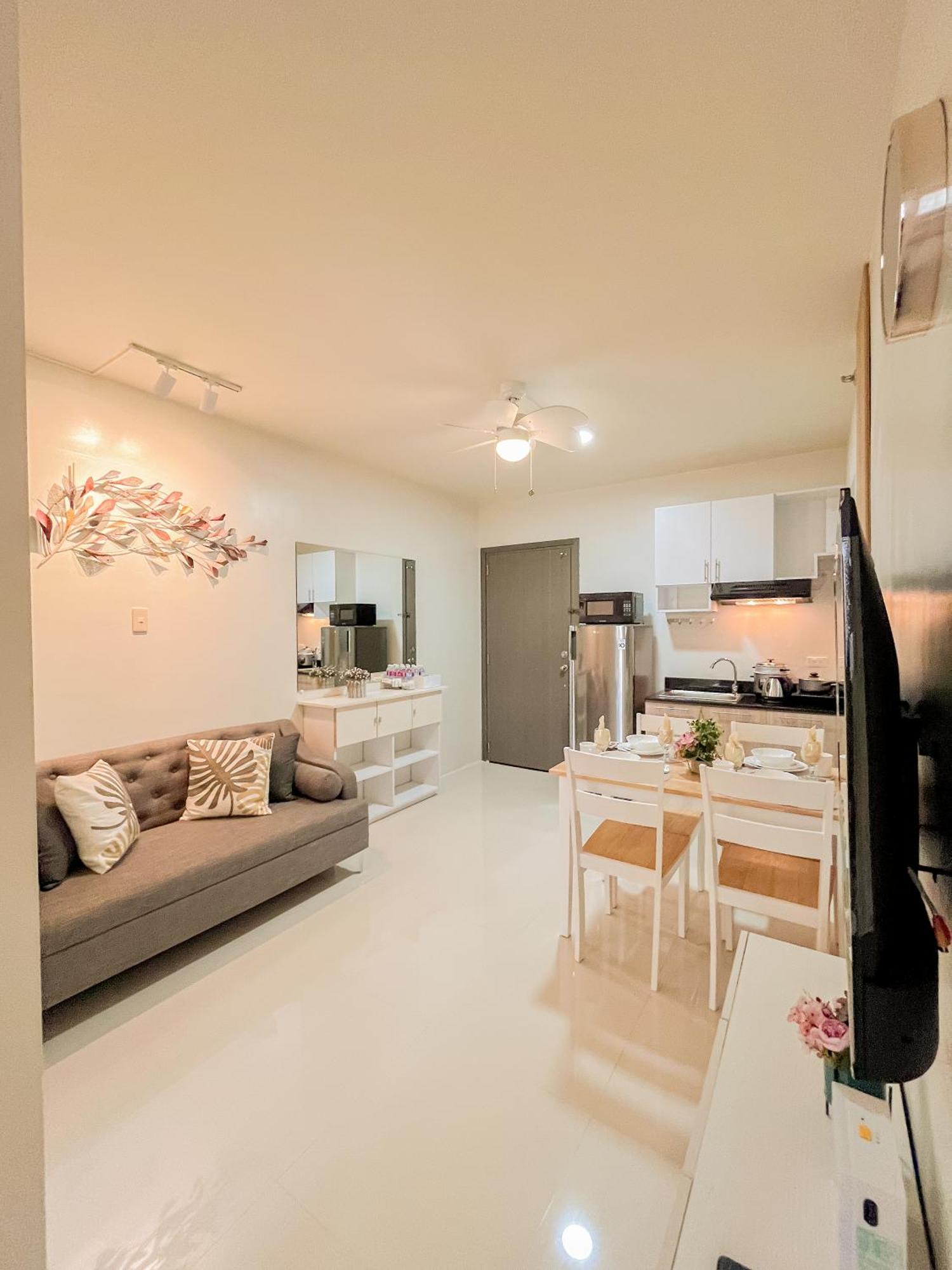 2 Bedroom And Studio Apartments With Private Pool And Gym In Vista Manors Verdant Puerto Princesa Kültér fotó