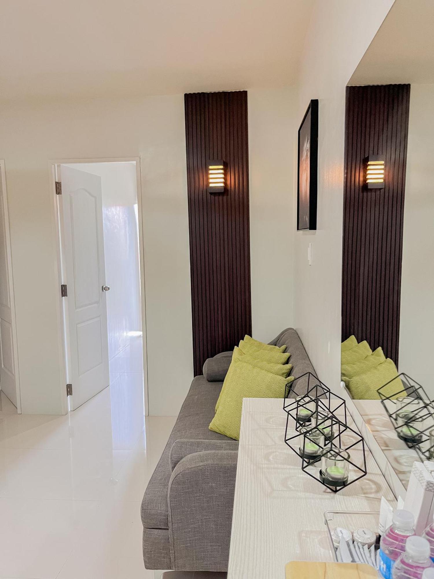 2 Bedroom And Studio Apartments With Private Pool And Gym In Vista Manors Verdant Puerto Princesa Kültér fotó