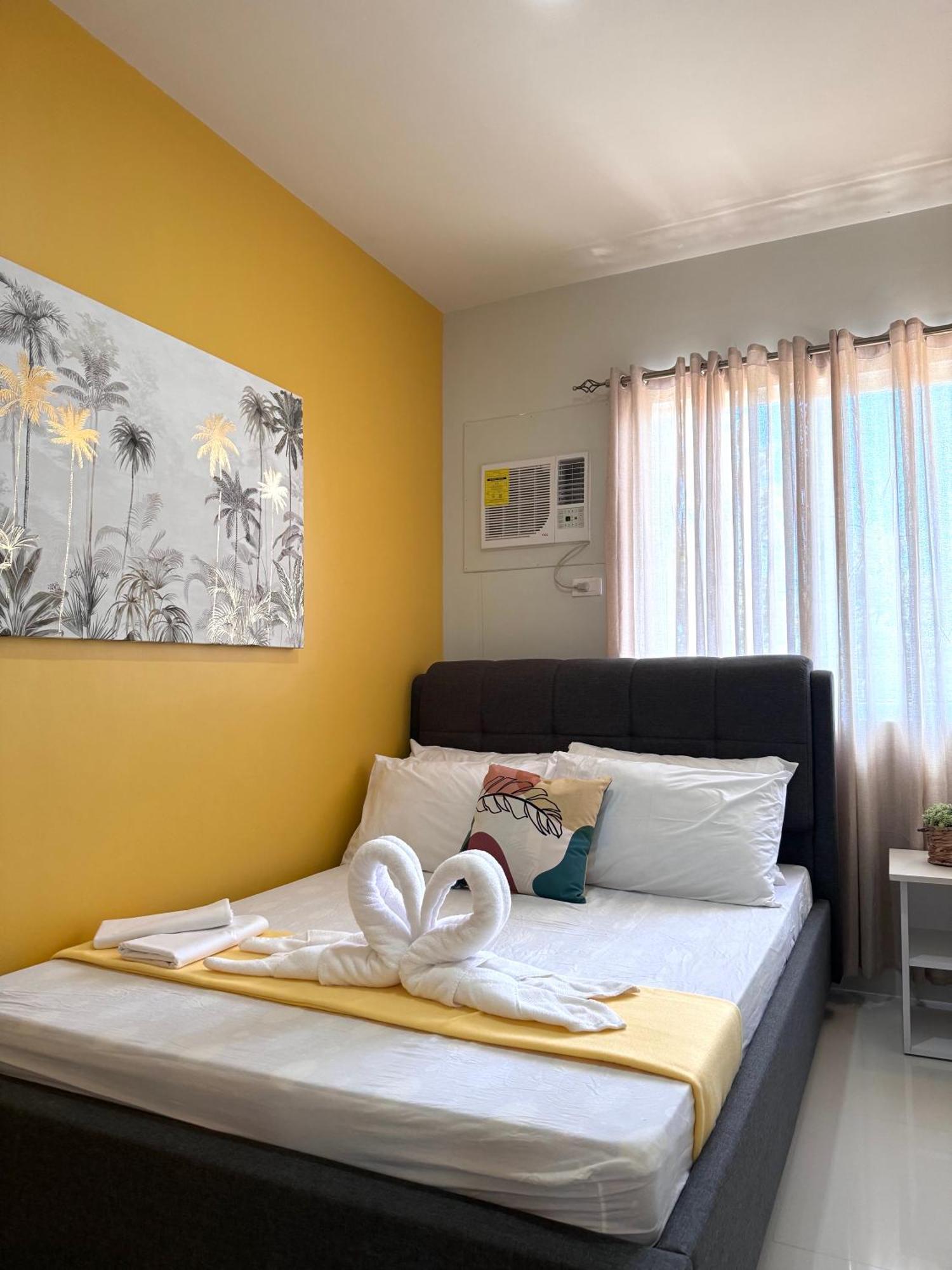 2 Bedroom And Studio Apartments With Private Pool And Gym In Vista Manors Verdant Puerto Princesa Kültér fotó